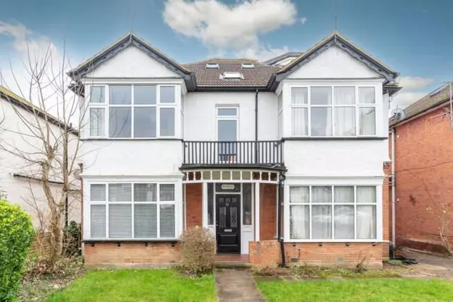 Devonshire Road, Pinner, HA5, photo 1