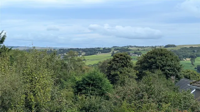 Photo 2 — Kings Causeway, Marsden Heights, Nelson, Lancashire, BB9