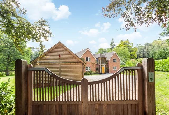 West Tytherley, Salisbury, SP5, photo 1