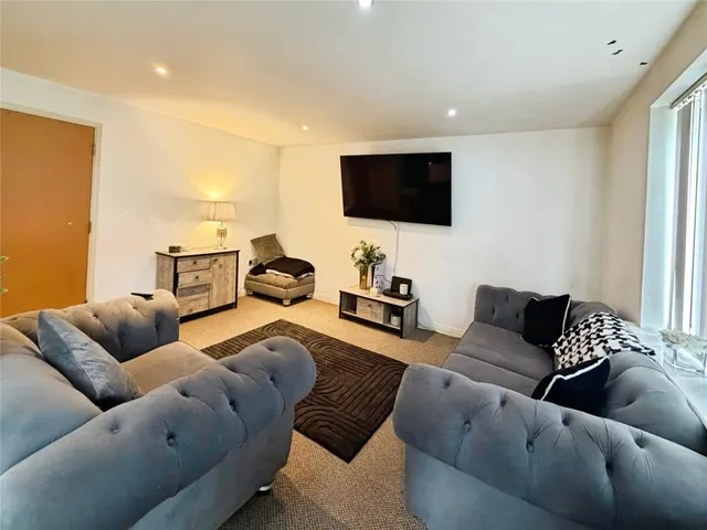 Alderman Road, Hunts Cross Village, L24, photo 3