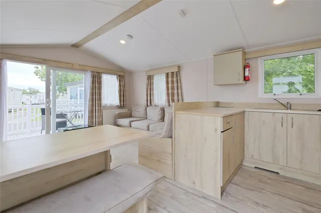 Arne View, Rockley Park, BH15, photo 2
