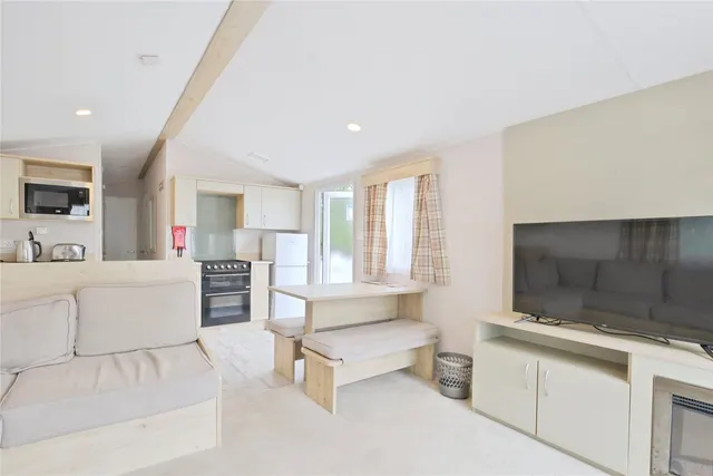 Arne View, Rockley Park, BH15, photo 3