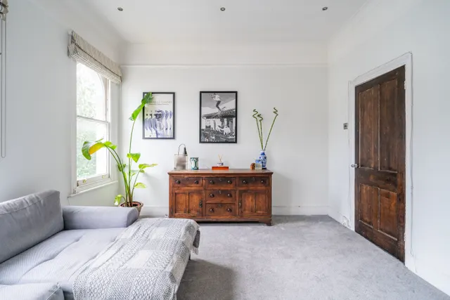 Photo 3 — Plato Road, London, SW2