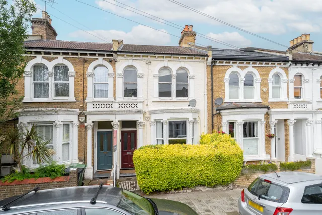 Photo 2 — Plato Road, London, SW2
