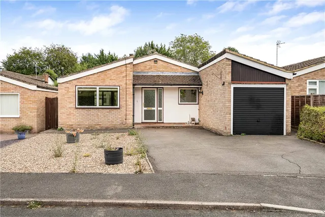 Lionel Close, Wendover, HP22, photo 1