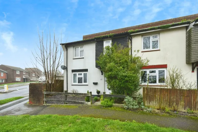 Whitehawk Way, Brighton, BN2, photo 1