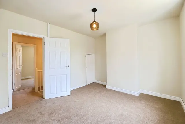 Radford Avenue, Kidderminster, DY10, photo 3