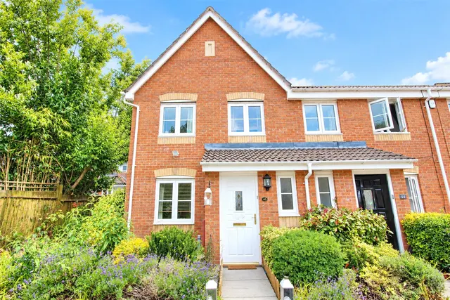 Wagtail Road, Horndean, PO8, photo 1