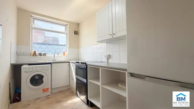 Photo 2 — Redcar Road, Leicester, LE4 6PD