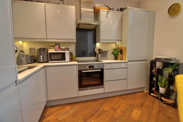 The Braccans, Bracknell, RG12, photo 3