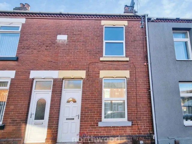 Alexandra Road, Balby, DN4, photo 1