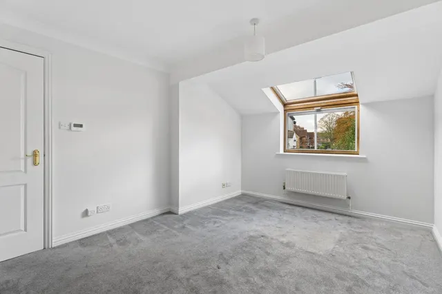 Uxbridge Road, Rickmansworth, WD3, photo 2