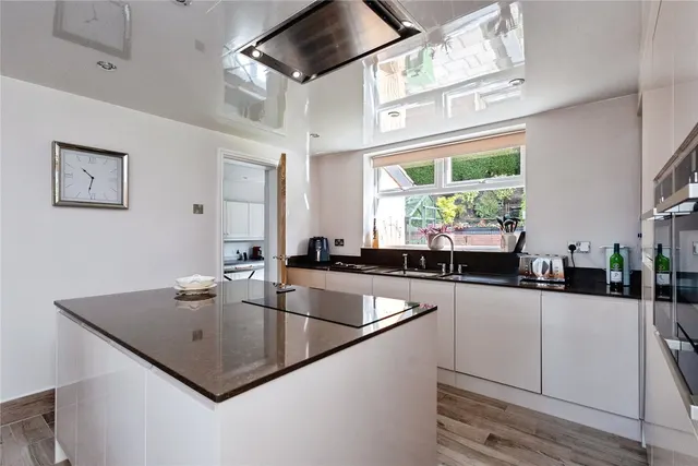 Photo 2 — Woodend Drive, Stalybridge, Greater Manchester, SK15