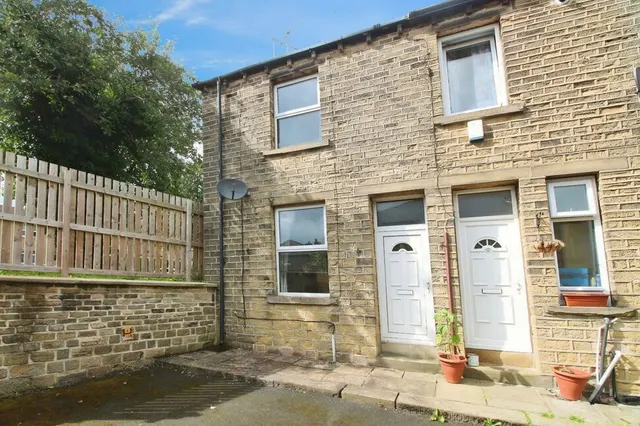 Cross Cottages, Marsh, HD1, photo 1