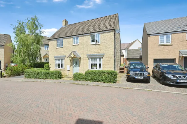 Oak Lane, Peterborough, PE8, photo 1