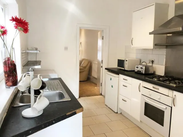Guildford Street, Shelton, ST4, photo 1