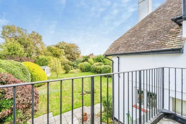 West Close, Middleton-on-Sea, PO22, photo 2