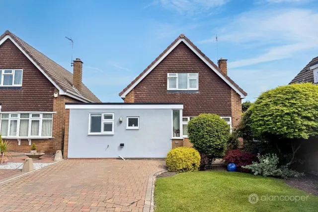 Higham Lane, Nuneaton, CV11, photo 1