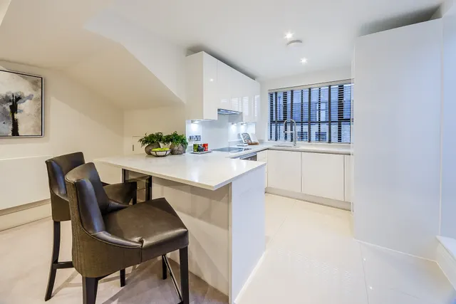 Rainville Rd, London, W6, photo 2