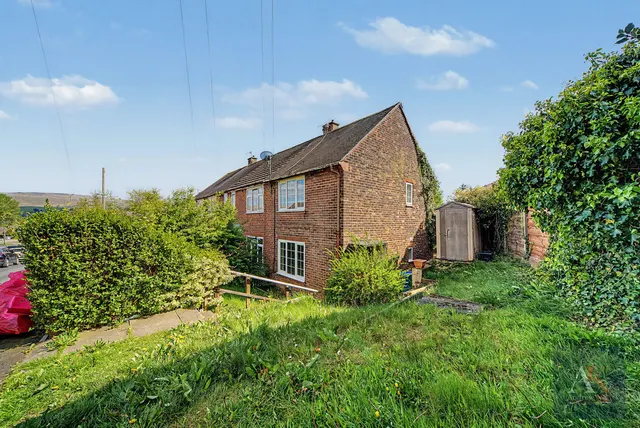 Whalley Avenue, Littleborough OL15 9HS, photo 1