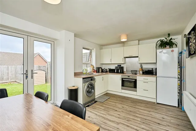 Godric Road, Newport, PO30, photo 1