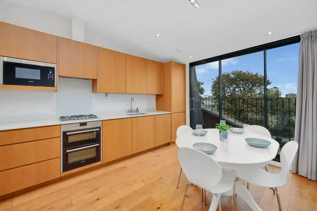 Chalcot Road, Primrose Hill, NW1, photo 2
