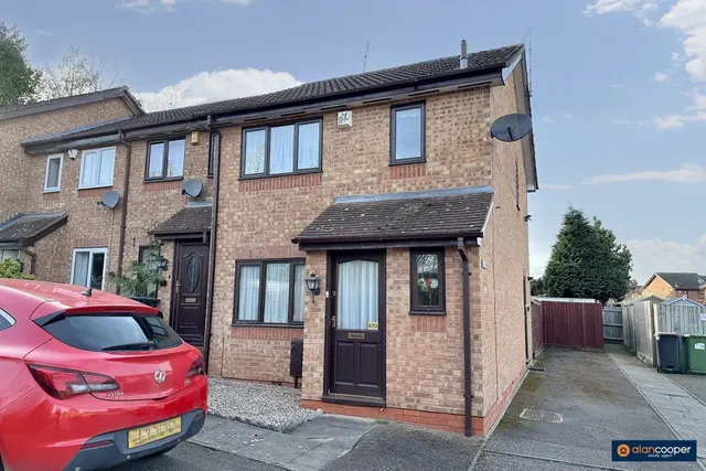 Stokesay Close, Weavers Green, CV11, photo 1