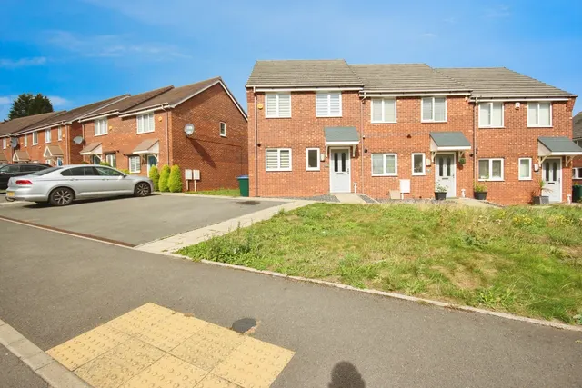Binswood Close, COVENTRY, West Midlands, CV2, photo 1