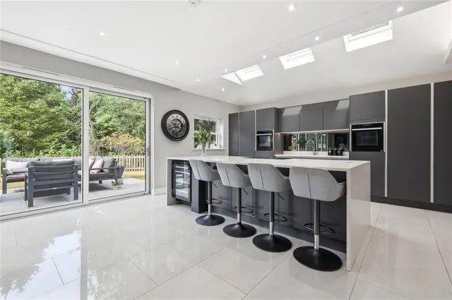 with 4 bedrooms in Clavering, Nr Saffron Walden, CB11, photo 2