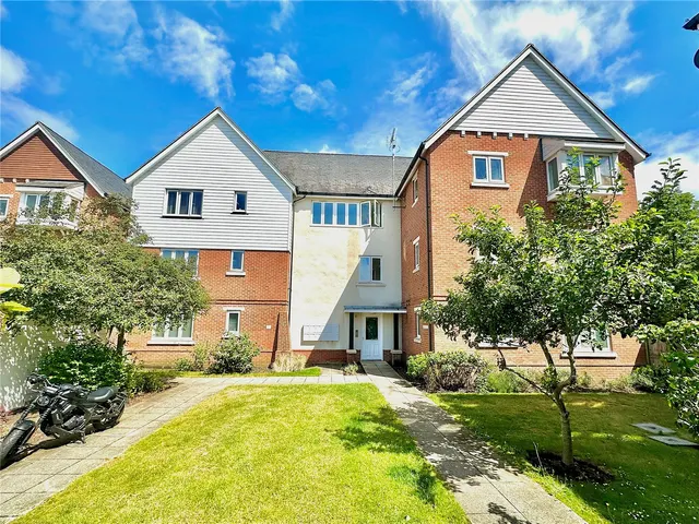 Alder Court, Fleet, Hampshire, GU51 5AQ, photo 1