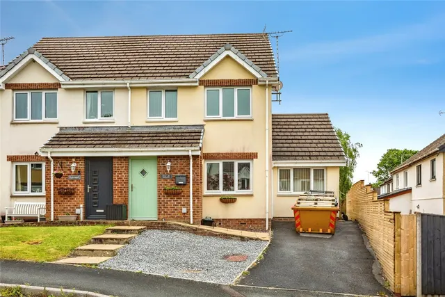 Bryn Deri Close, Adpar, SA38, photo 1
