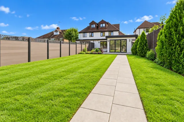 Coniston Road, Kings Langley, WD4, photo 1