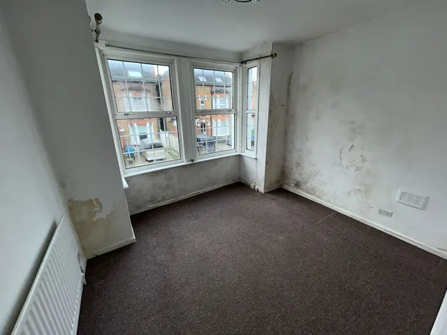 Robinson Road, London, SW17, photo 2