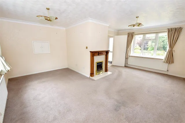 Elsden Close, Holt, NR25, photo 3