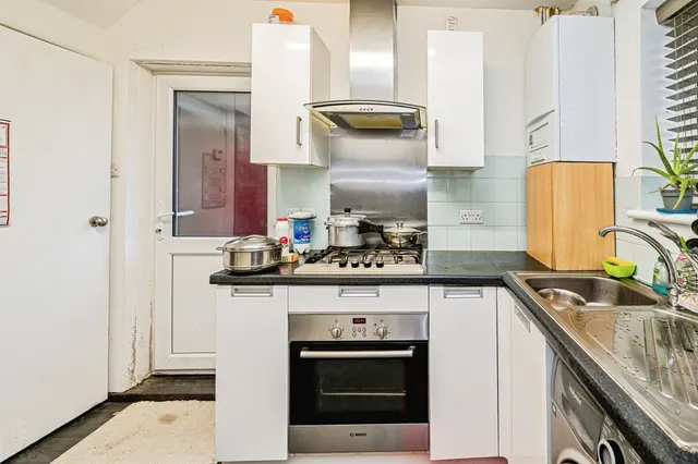 Lincoln Way, Slough, SL1, photo 2