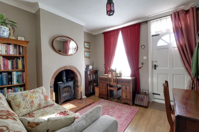New Row, Corby Glen, NG33, photo 3