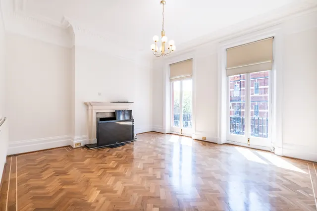 Avonmore Road, London, W14, photo 1