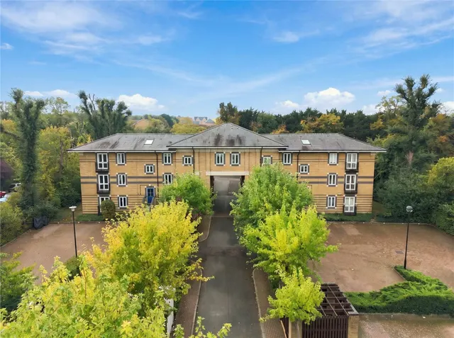 with 2 bedrooms in Saffron Walden, CB11, photo 1