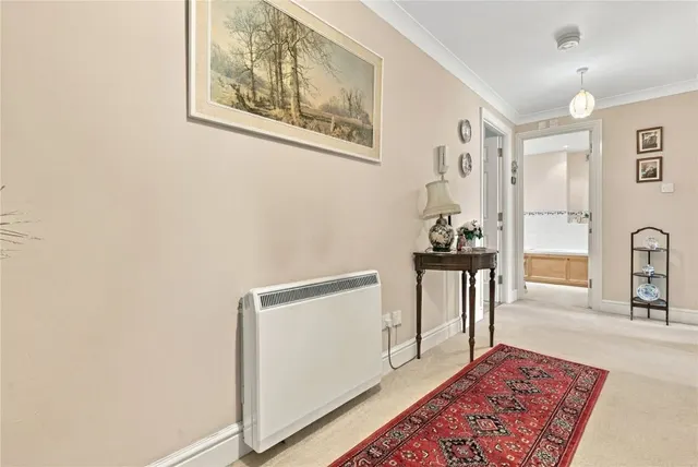 with 2 bedrooms in Saffron Walden, CB11, photo 2