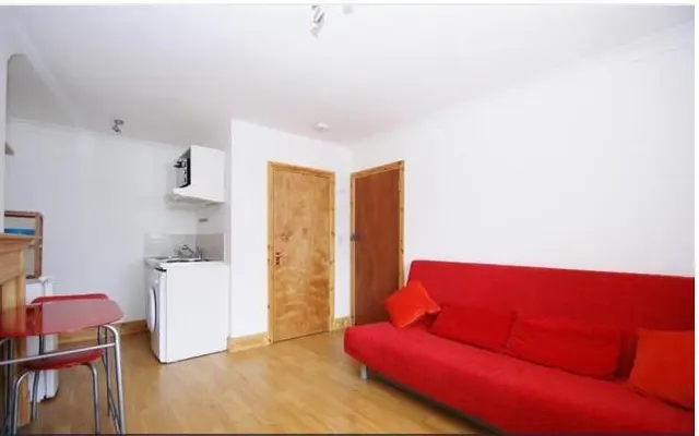 Hoylake Road, London, W3, photo 2