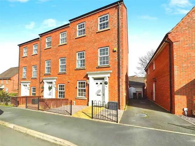 Elmwood Road, Arleston, Telford And Wrekin,, TF1, photo 1