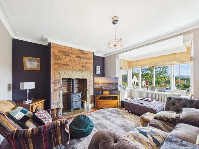 Wilsden Road, Harden, BD16, photo 2