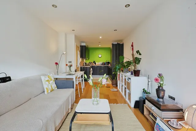 Larden Road, London, W3, photo 3