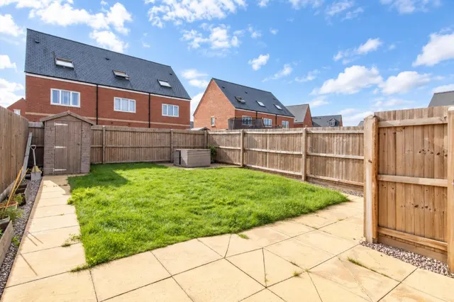 Otter Street, Rothwell, photo 3