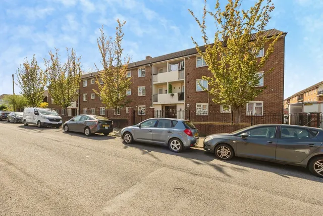 Sheppard Road, Bristol, Somerset, BS16, photo 1