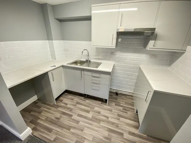 Harding's Court, South Petherton, TA13, photo 3