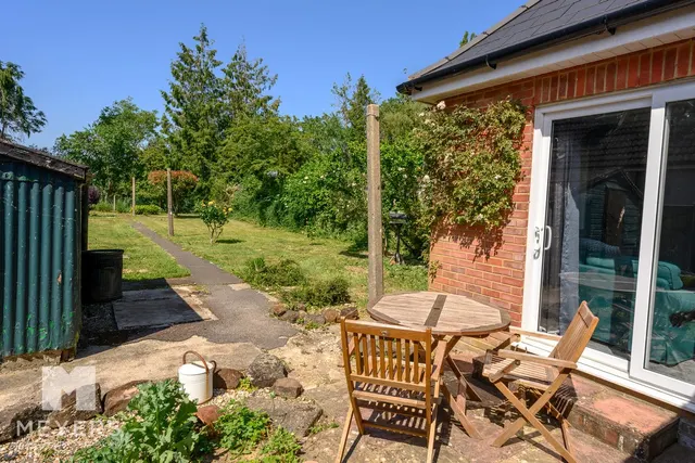 North Poulner Road, Ringwood, BH24, photo 3