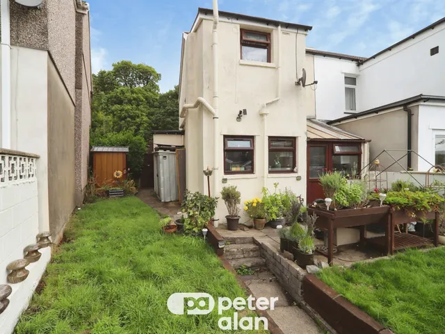 Treharne Terrace, Treharris, CF46, photo 3