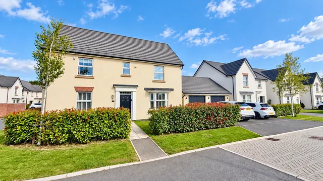 Sandy Place, Tiverton, EX16, photo 1