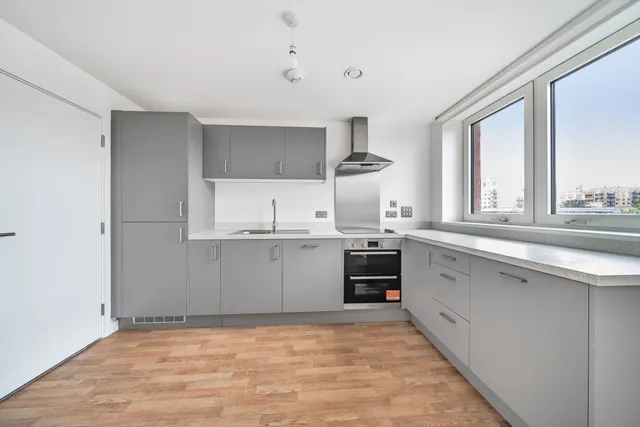 St Pauls Road, Barking, IG11, photo 2